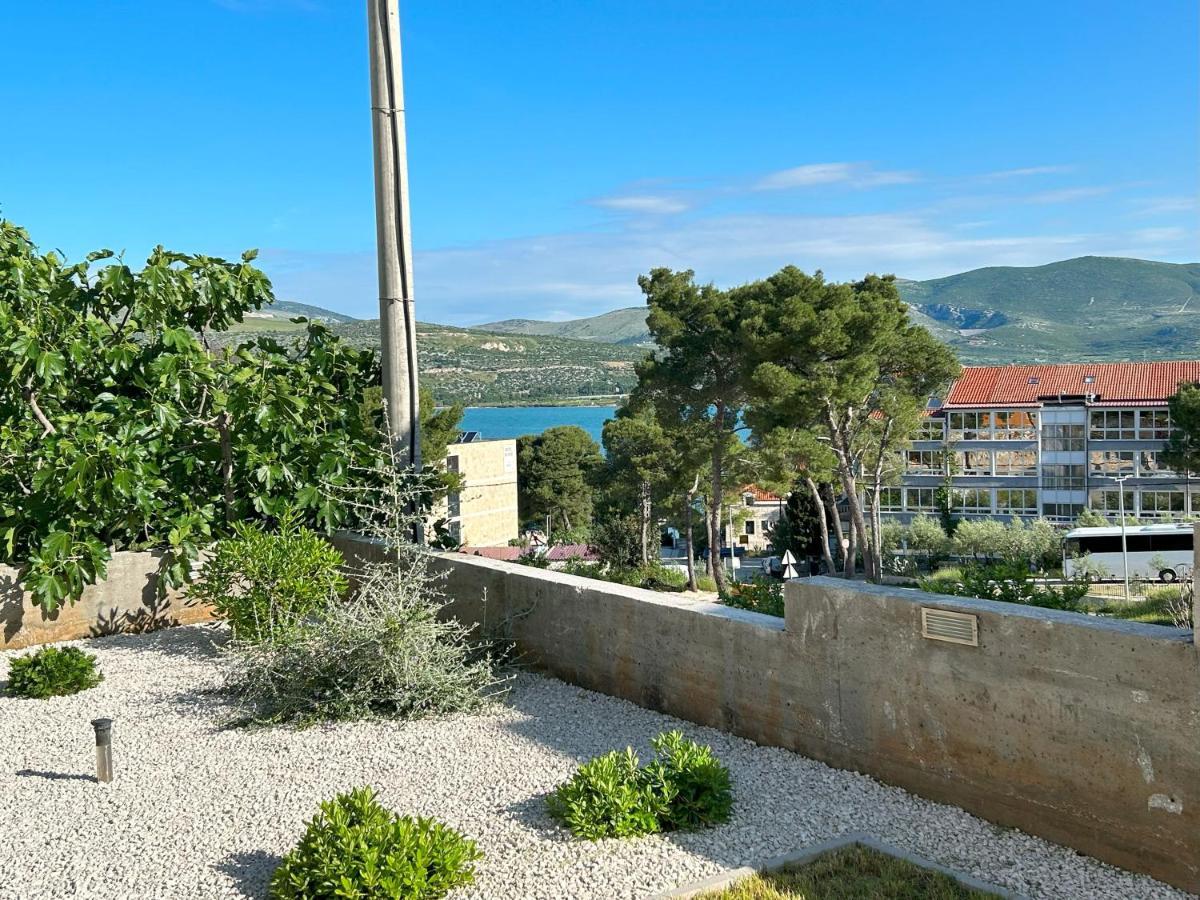 Apartments Antonella Trogir Exterior photo